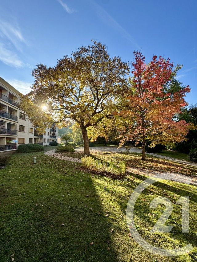 Afficher la photo en grand Appartement F6 à vendre - 6 pièces - 111.69 m2 - AVON - 77 - ILE-DE-FRANCE - Century 21 Agence Babut