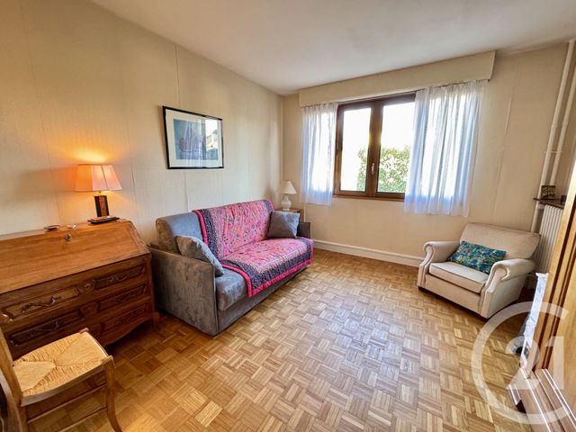 Afficher la photo en grand Appartement F6 à vendre - 6 pièces - 111.69 m2 - AVON - 77 - ILE-DE-FRANCE - Century 21 Agence Babut