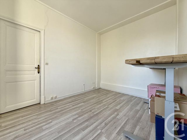 Appartement F2 à vendre - 2 pièces - 27.05 m2 - FONTAINEBLEAU - 77 - ILE-DE-FRANCE - Century 21 Agence Babut