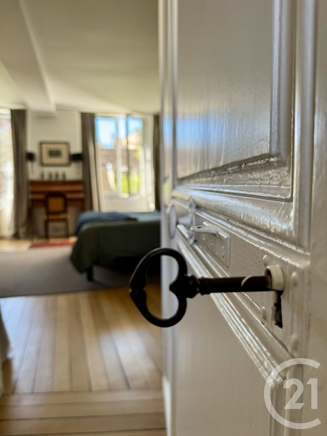 maison à vendre - 8 pièces - 293.0 m2 - FONTAINEBLEAU - 77 - ILE-DE-FRANCE - Century 21 Agence Babut