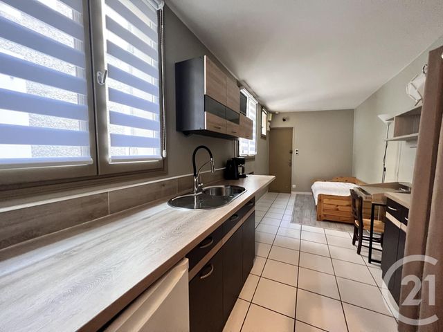 Appartement Studio à vendre - 1 pièce - 14.61 m2 - FONTAINEBLEAU - 77 - ILE-DE-FRANCE - Century 21 Agence Babut
