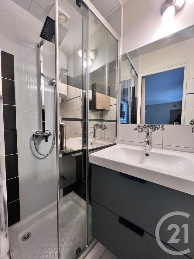 Appartement Studio à vendre - 1 pièce - 14.61 m2 - FONTAINEBLEAU - 77 - ILE-DE-FRANCE - Century 21 Agence Babut