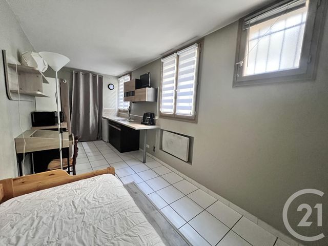 Appartement Studio à vendre - 1 pièce - 14.61 m2 - FONTAINEBLEAU - 77 - ILE-DE-FRANCE - Century 21 Agence Babut