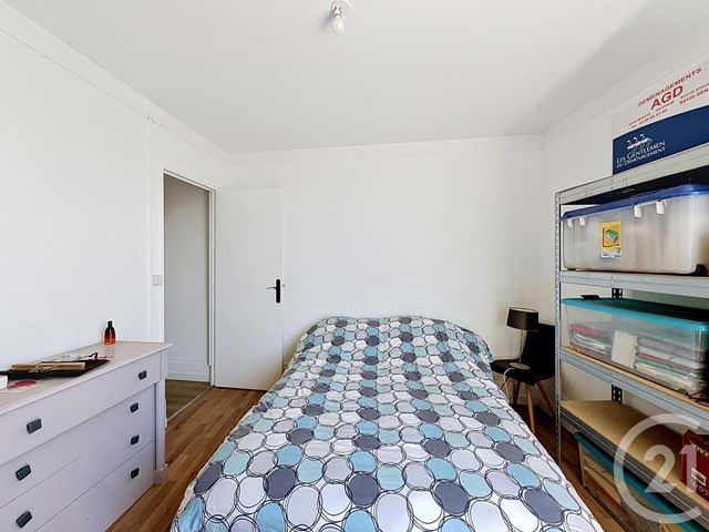 Appartement 3 pièces à vendre - 3 pièces - 49.65 m2 - FONTAINEBLEAU - 77 - ILE-DE-FRANCE - Century 21 Agence Babut