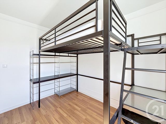 Appartement 3 pièces à vendre - 3 pièces - 49.65 m2 - FONTAINEBLEAU - 77 - ILE-DE-FRANCE - Century 21 Agence Babut