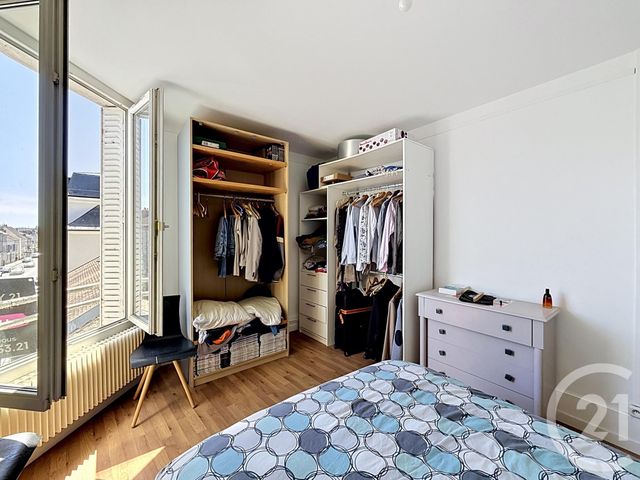 Appartement 3 pièces à vendre - 3 pièces - 49.65 m2 - FONTAINEBLEAU - 77 - ILE-DE-FRANCE - Century 21 Agence Babut