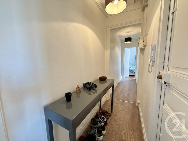 Appartement à vendre - 3 pièces - 49.65 m2 - FONTAINEBLEAU - 77 - ILE-DE-FRANCE - Century 21 Agence Babut