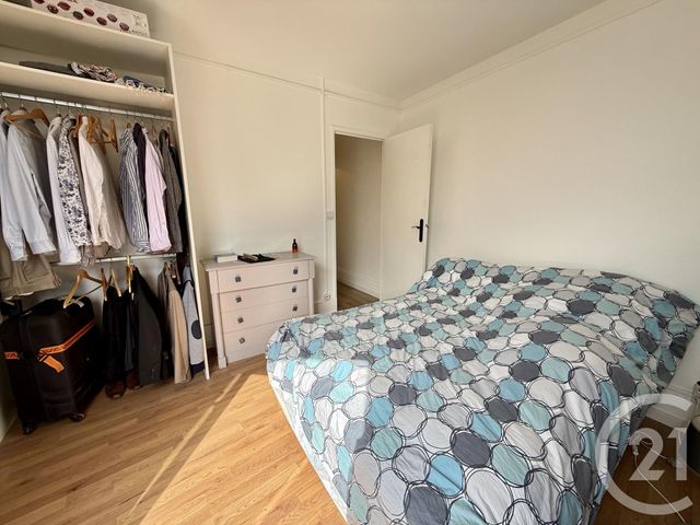 Appartement à vendre - 3 pièces - 49.65 m2 - FONTAINEBLEAU - 77 - ILE-DE-FRANCE - Century 21 Agence Babut