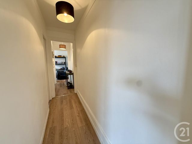 Appartement à vendre - 3 pièces - 49.65 m2 - FONTAINEBLEAU - 77 - ILE-DE-FRANCE - Century 21 Agence Babut