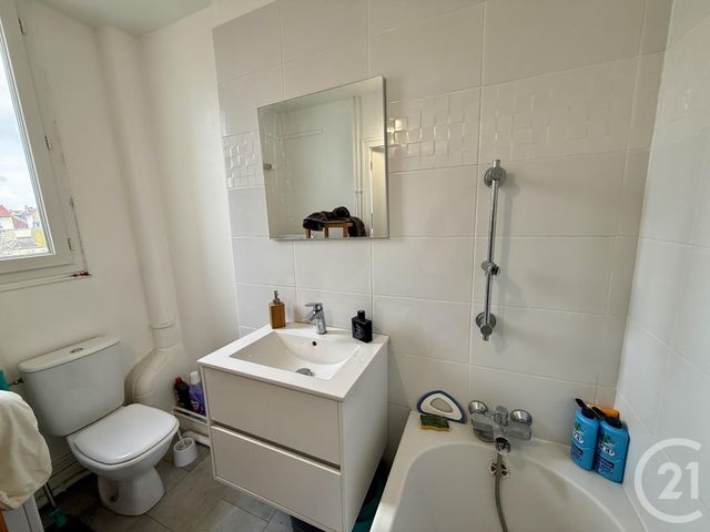 Appartement à vendre - 3 pièces - 49.65 m2 - FONTAINEBLEAU - 77 - ILE-DE-FRANCE - Century 21 Agence Babut