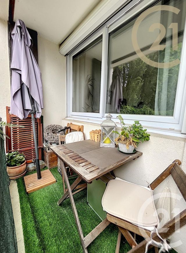 Afficher la photo en grand Appartement F4 à vendre - 4 pièces - 71.38 m2 - FONTAINEBLEAU - 77 - ILE-DE-FRANCE - Century 21 Agence Babut