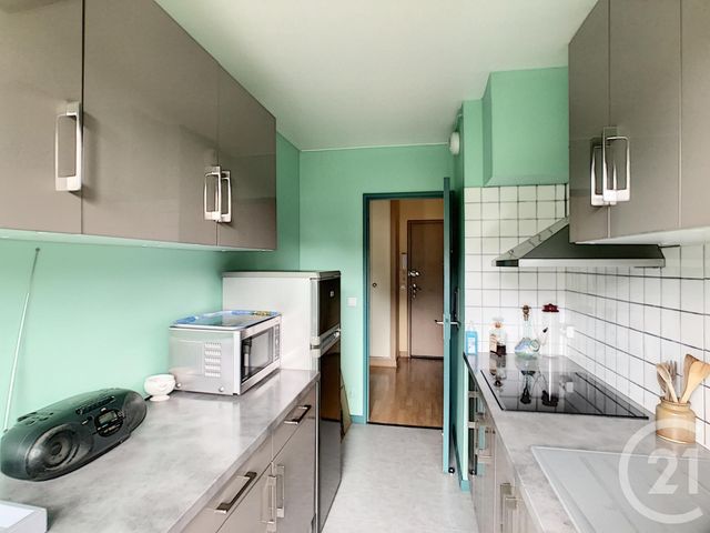 Afficher la photo en grand Appartement à vendre - 3 pièces - 66.38 m2 - AVON - 77 - ILE-DE-FRANCE - Century 21 Agence Babut