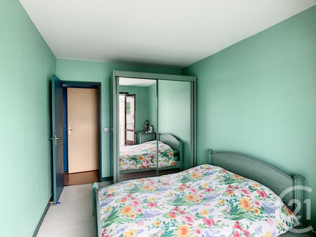 Afficher la photo en grand Appartement à vendre - 3 pièces - 66.38 m2 - AVON - 77 - ILE-DE-FRANCE - Century 21 Agence Babut