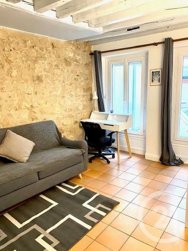 Afficher la photo en grand Studio à louer - 1 pièce - 20.74 m2 - FONTAINEBLEAU - 77 - ILE-DE-FRANCE - Century 21 Agence Babut