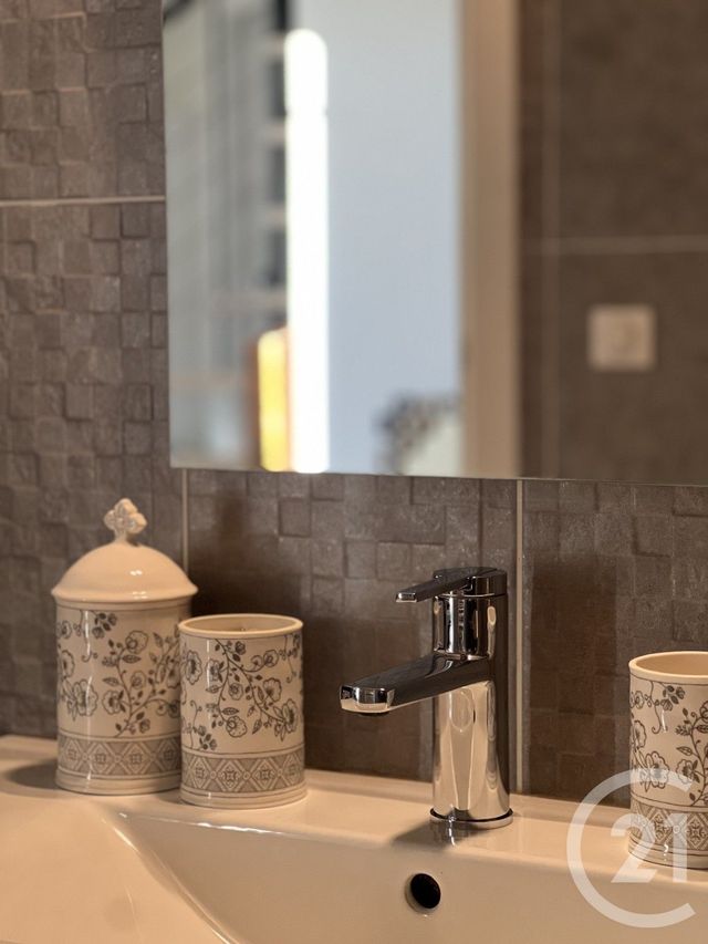 Appartement à vendre - 2 pièces - 42.97 m2 - BOIS LE ROI - 77 - ILE-DE-FRANCE - Century 21 Agence Babut