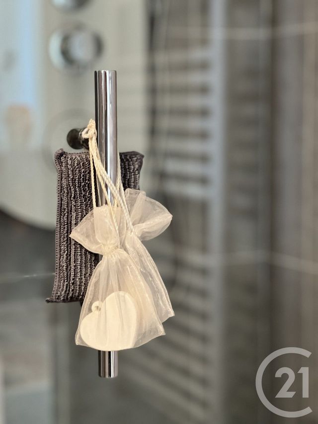 Appartement à vendre - 2 pièces - 42.97 m2 - BOIS LE ROI - 77 - ILE-DE-FRANCE - Century 21 Agence Babut