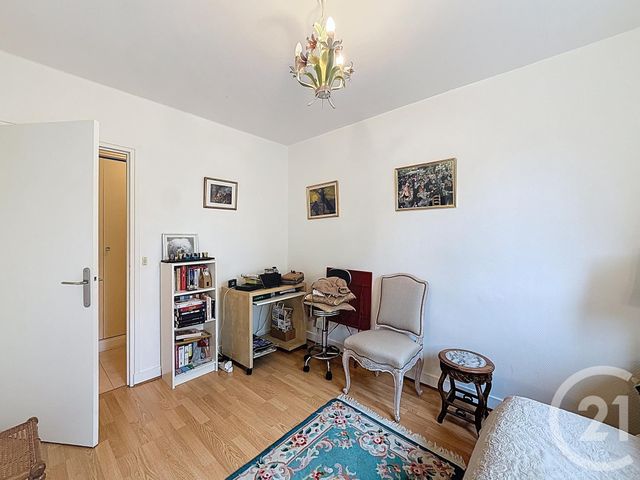 Appartement F4 à vendre - 4 pièces - 78.67 m2 - FONTAINEBLEAU - 77 - ILE-DE-FRANCE - Century 21 Agence Babut