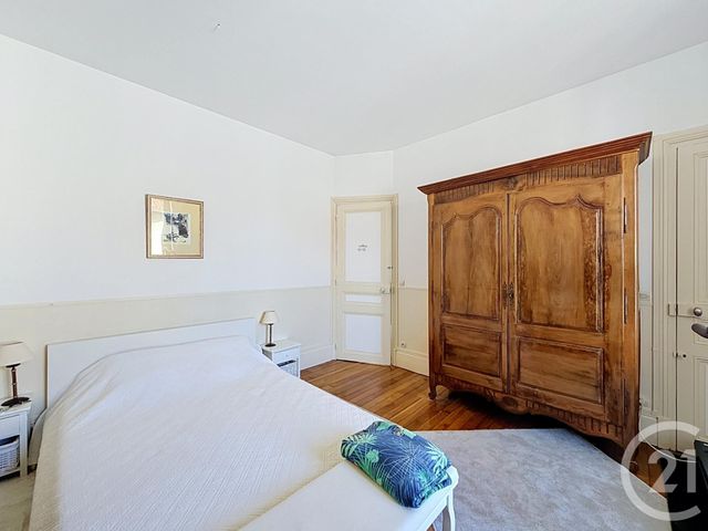 maison à vendre - 10 pièces - 227.0 m2 - FONTAINEBLEAU - 77 - ILE-DE-FRANCE - Century 21 Agence Babut