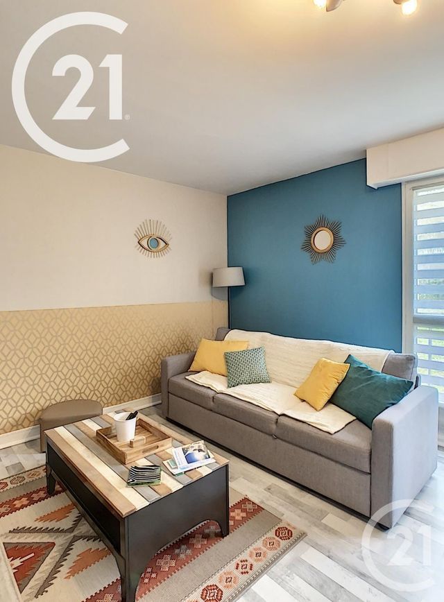 Appartement à louer - 3 pièces - 66.96 m2 - AVON - 77 - ILE-DE-FRANCE - Century 21 Agence Babut