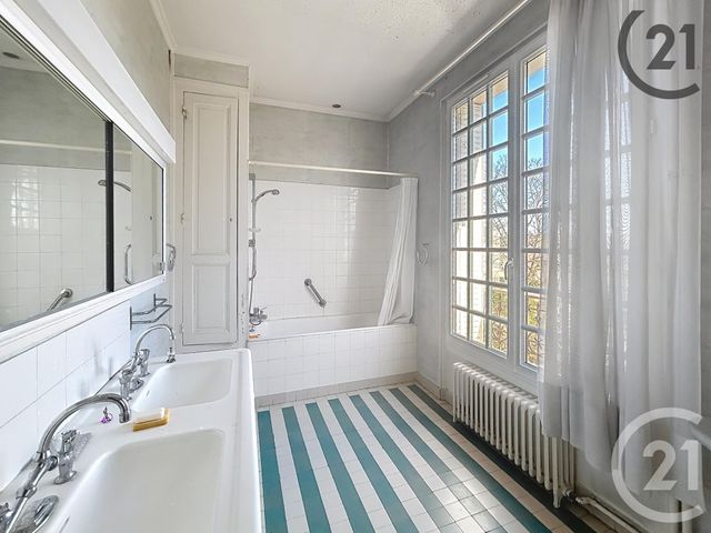 maison à vendre - 14 pièces - 275.52 m2 - AVON - 77 - ILE-DE-FRANCE - Century 21 Agence Babut