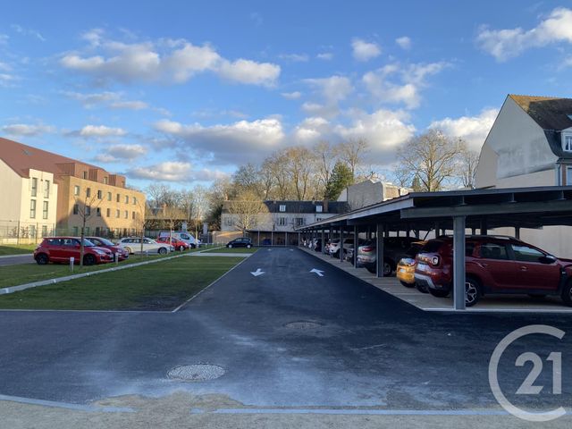 parking à louer - 12.0 m2 - FONTAINEBLEAU - 77 - ILE-DE-FRANCE - Century 21 Agence Babut