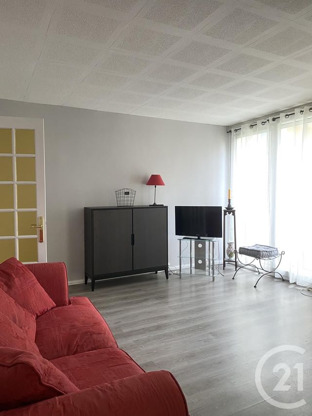Appartement à louer - 3 pièces - 60.47 m2 - AVON - 77 - ILE-DE-FRANCE - Century 21 Agence Babut