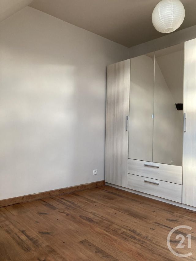 Appartement à louer - 2 pièces - 26.72 m2 - FONTAINEBLEAU - 77 - ILE-DE-FRANCE - Century 21 Agence Babut