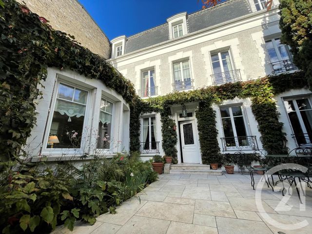 maison à vendre - 6 pièces - 146.83 m2 - FONTAINEBLEAU - 77 - ILE-DE-FRANCE - Century 21 Agence Babut