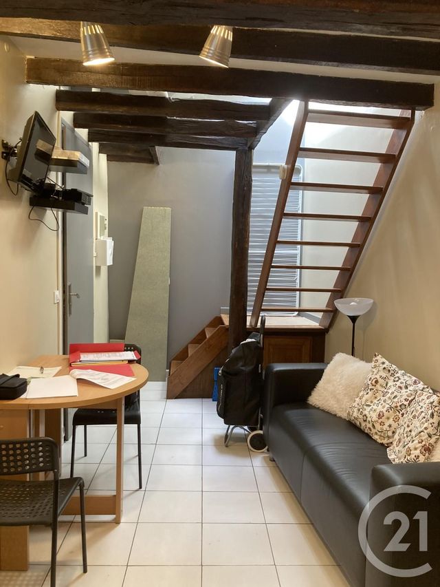 Appartement à louer - 2 pièces - 16.9 m2 - FONTAINEBLEAU - 77 - ILE-DE-FRANCE - Century 21 Agence Babut