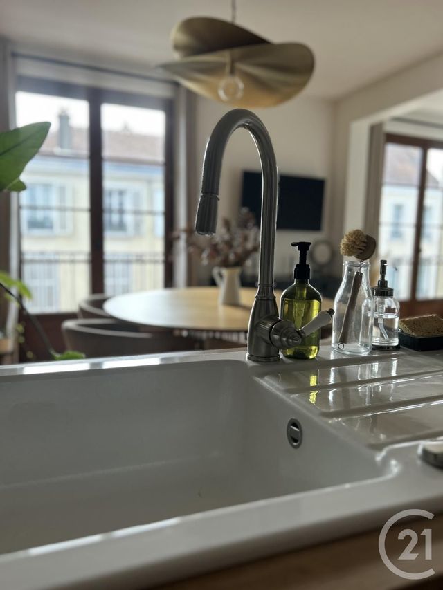 Appartement à vendre - 3 pièces - 57.47 m2 - FONTAINEBLEAU - 77 - ILE-DE-FRANCE - Century 21 Agence Babut