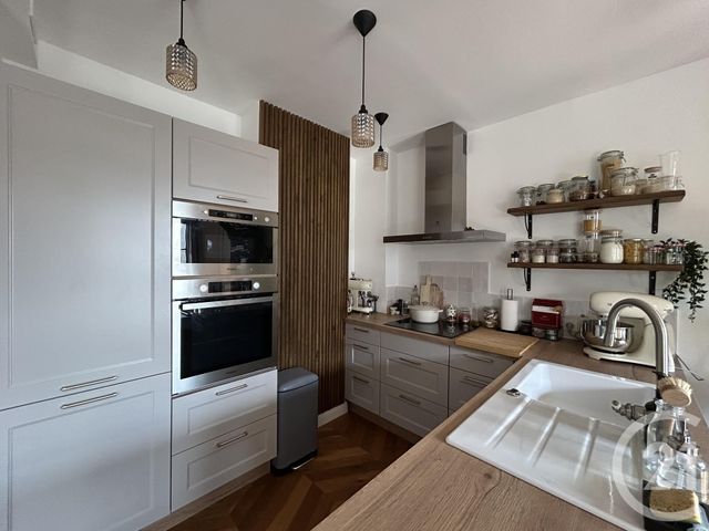 Appartement à vendre - 3 pièces - 57.47 m2 - FONTAINEBLEAU - 77 - ILE-DE-FRANCE - Century 21 Agence Babut