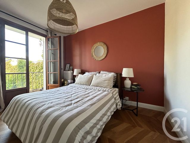 Appartement à vendre - 3 pièces - 57.47 m2 - FONTAINEBLEAU - 77 - ILE-DE-FRANCE - Century 21 Agence Babut