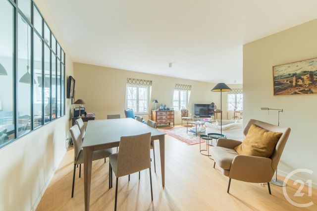 Appartement à vendre - 4 pièces - 120.35 m2 - FONTAINEBLEAU - 77 - ILE-DE-FRANCE - Century 21 Agence Babut