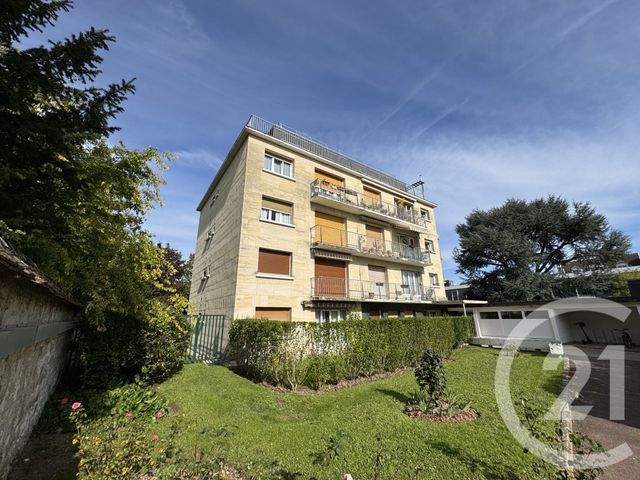 Appartement Studio à vendre - 1 pièce - 28.4 m2 - FONTAINEBLEAU - 77 - ILE-DE-FRANCE - Century 21 Agence Babut