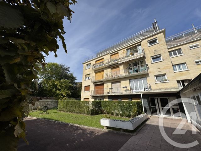 Appartement Studio à vendre - 1 pièce - 28.4 m2 - FONTAINEBLEAU - 77 - ILE-DE-FRANCE - Century 21 Agence Babut