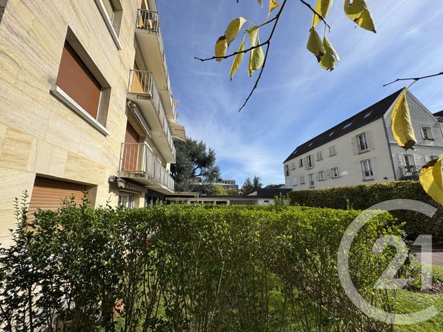 Appartement Studio à vendre - 1 pièce - 28.4 m2 - FONTAINEBLEAU - 77 - ILE-DE-FRANCE - Century 21 Agence Babut