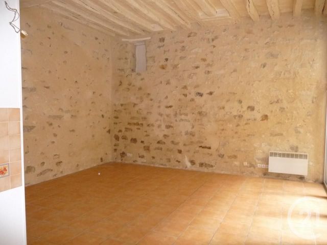 Studio à louer - 1 pièce - 32.87 m2 - FONTAINEBLEAU - 77 - ILE-DE-FRANCE - Century 21 Agence Babut