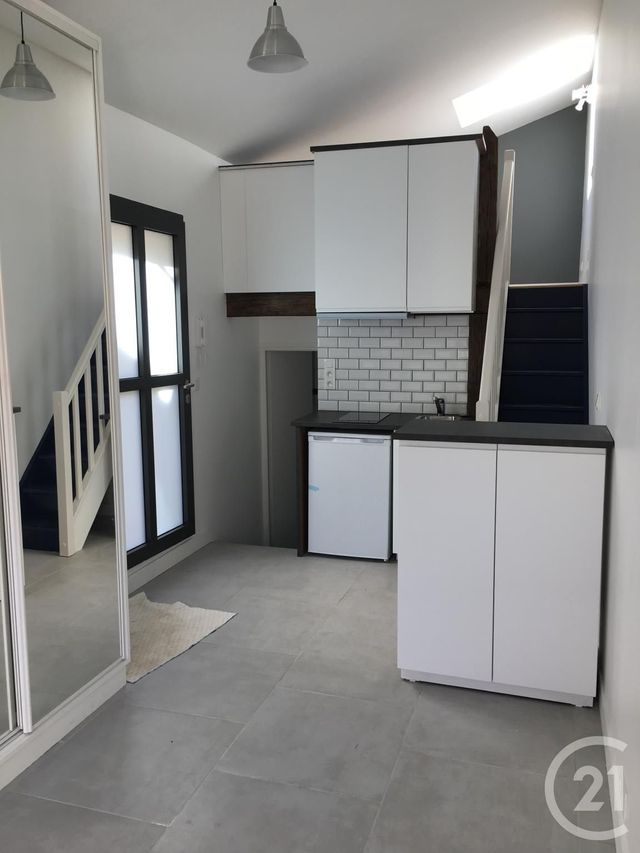 Studio à louer - 1 pièce - 17.51 m2 - FONTAINEBLEAU - 77 - ILE-DE-FRANCE - Century 21 Agence Babut