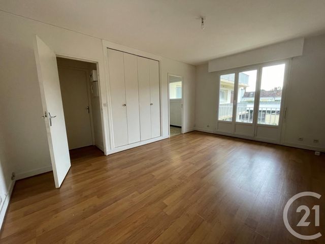 Studio à vendre - 1 pièce - 29.04 m2 - AVON - 77 - ILE-DE-FRANCE - Century 21 Agence Babut