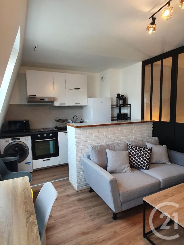 Appartement F1 à louer - 1 pièce - 33.48 m2 - AVON - 77 - ILE-DE-FRANCE - Century 21 Agence Babut