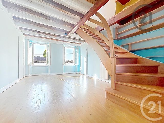 Appartement 5 pieces à vendre - 5 pièces - 108.72 m2 - FONTAINEBLEAU - 77 - ILE-DE-FRANCE - Century 21 Agence Babut