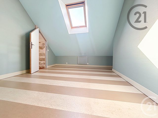 Appartement 5 pieces à vendre - 5 pièces - 108.72 m2 - FONTAINEBLEAU - 77 - ILE-DE-FRANCE - Century 21 Agence Babut
