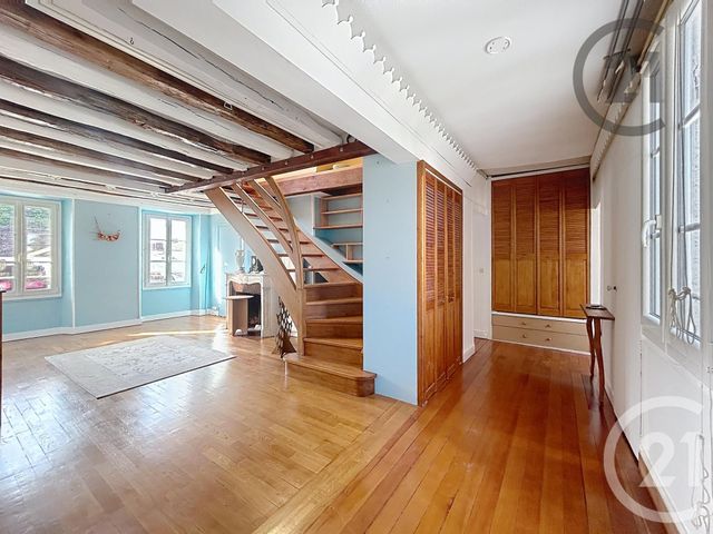 Appartement 5 pieces à vendre - 5 pièces - 108.72 m2 - FONTAINEBLEAU - 77 - ILE-DE-FRANCE - Century 21 Agence Babut