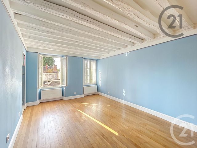 Appartement 5 pieces à vendre - 5 pièces - 108.72 m2 - FONTAINEBLEAU - 77 - ILE-DE-FRANCE - Century 21 Agence Babut