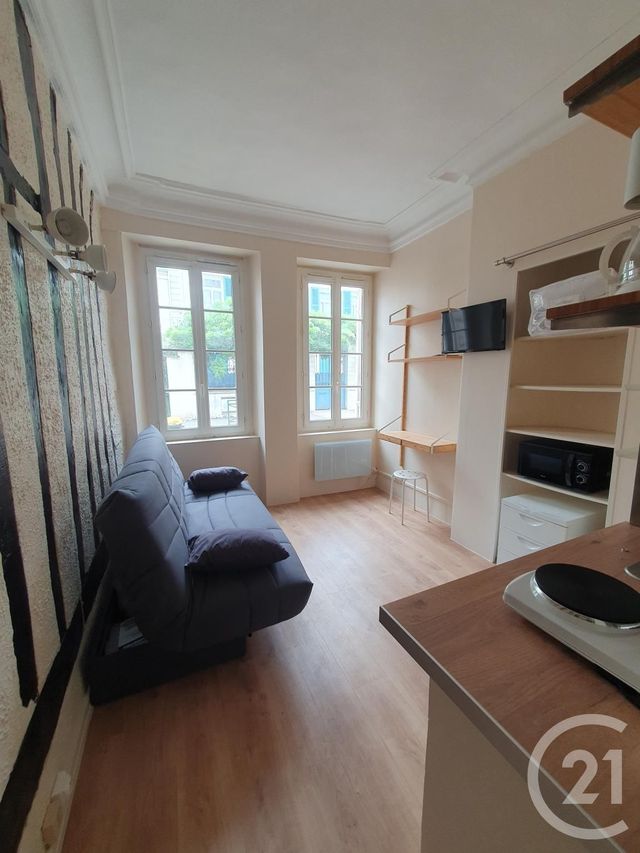 Appartement T1 à louer - 1 pièce - 13.14 m2 - FONTAINEBLEAU - 77 - ILE-DE-FRANCE - Century 21 Agence Babut