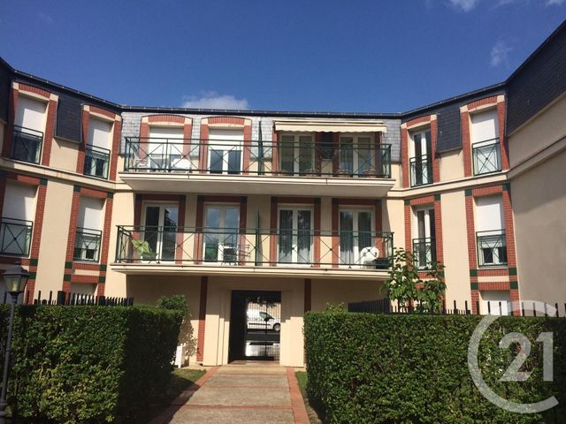 Appartement à louer - 3 pièces - 69.9 m2 - FONTAINEBLEAU - 77 - ILE-DE-FRANCE - Century 21 Agence Babut
