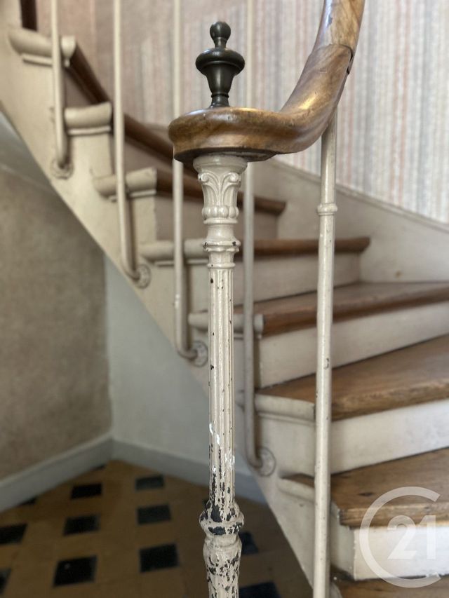 Appartement à vendre - 4 pièces - 99.37 m2 - FONTAINEBLEAU - 77 - ILE-DE-FRANCE - Century 21 Agence Babut