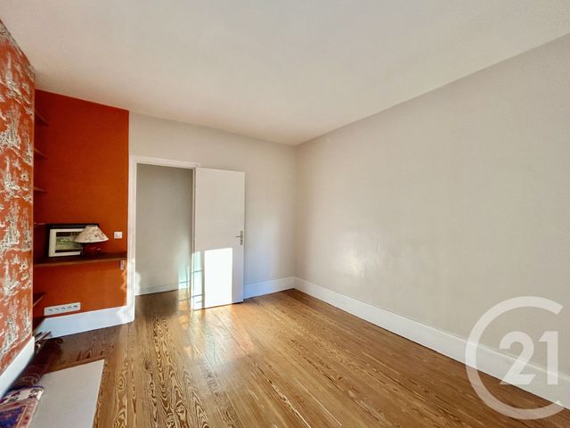 Appartement à vendre - 4 pièces - 99.37 m2 - FONTAINEBLEAU - 77 - ILE-DE-FRANCE - Century 21 Agence Babut