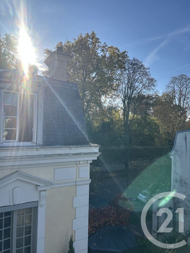 Appartement à vendre - 4 pièces - 99.37 m2 - FONTAINEBLEAU - 77 - ILE-DE-FRANCE - Century 21 Agence Babut