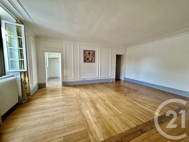 Appartement à vendre - 4 pièces - 99.37 m2 - FONTAINEBLEAU - 77 - ILE-DE-FRANCE - Century 21 Agence Babut